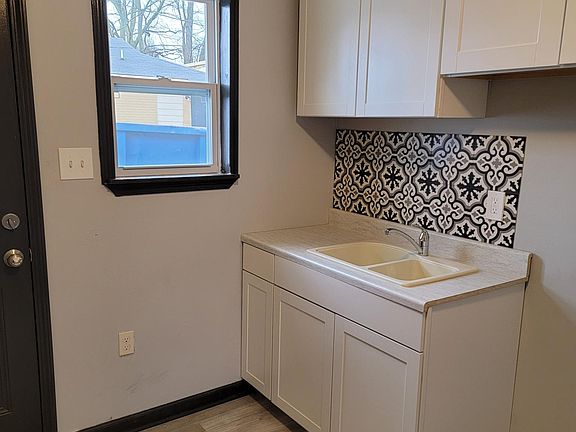 3rd image of 1680 Kansas St #1-12