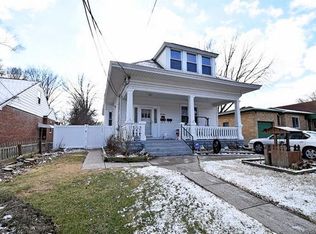 27 Ridgeway Rd, Cincinnati, OH 45216