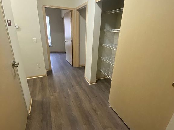 3rd image of 1210 W North Ave #Penthouse V-307