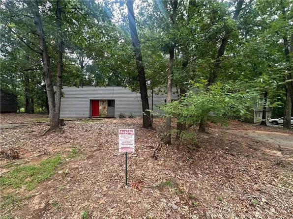 160 Nicole Cir, Athens, GA 30606