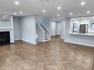 45 Ettl Ln #203, Greenwich, CT 06831