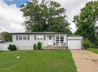 2337 Birch Dr, Saint Louis, MO 63125