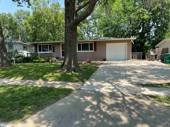 3320 SW Oakley Ave, Topeka, KS 66614