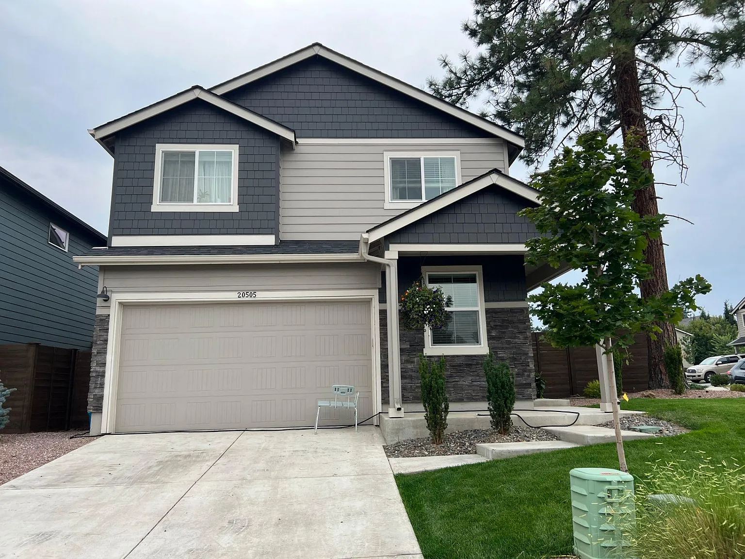 4 bed, 1801 sqft, $2,995 — Photo 1