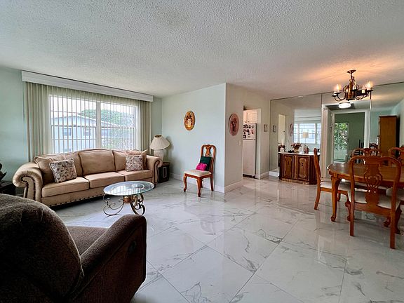 2nd image of 342 Windsor O