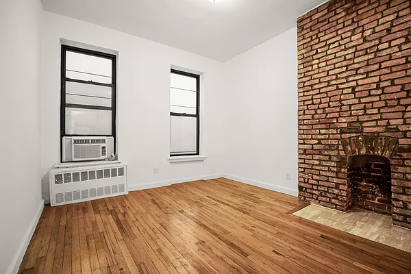 Rented by Cooper & Cooper Real Estate | media 5