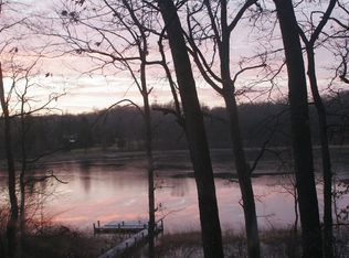 20735 Hidden Lake Dr, Gregory, MI 48137