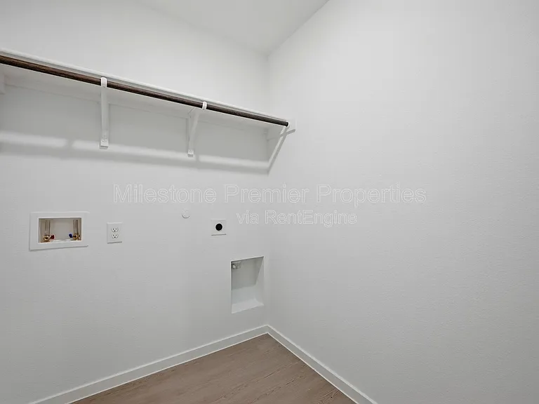 209 Cattail Ln — Photo 20
