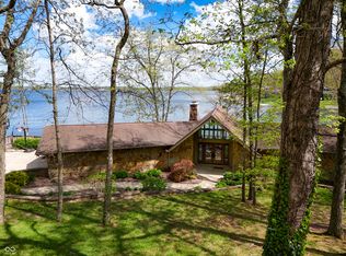 5531 S Poplar Dr, Columbus, IN 47201