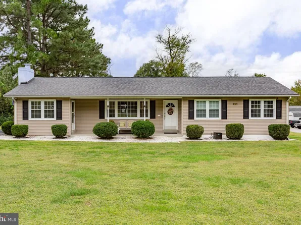 467 Brooke Rd, Fredericksburg, VA 22405
