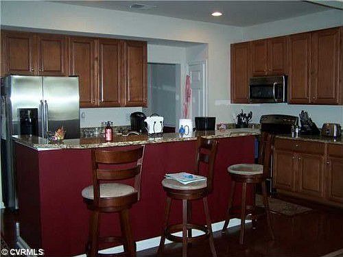 3rd image of 8317 Creekside Meadow Way