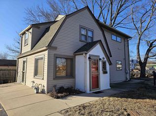 115 Fairview Ave, Rockford, IL 61108