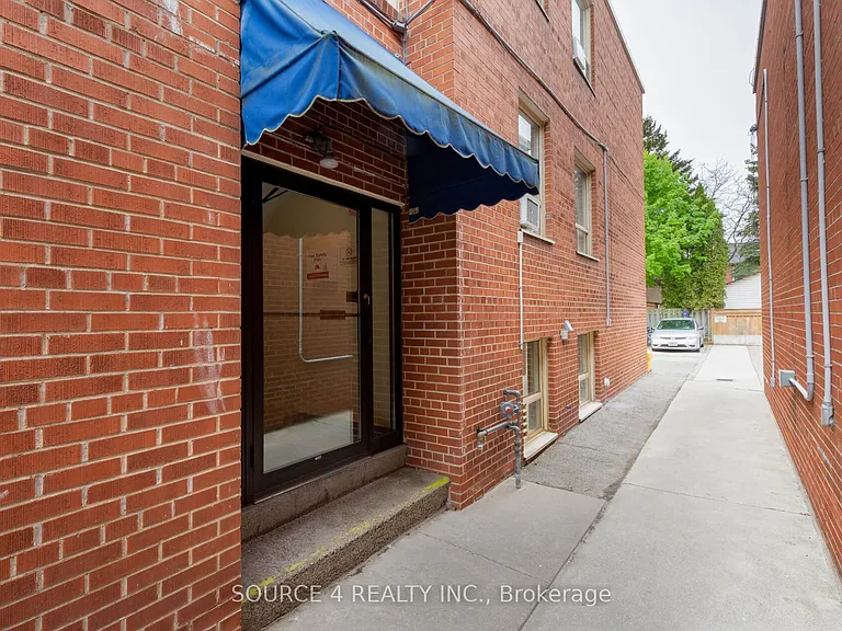 122 5th St #8 — Photo 19