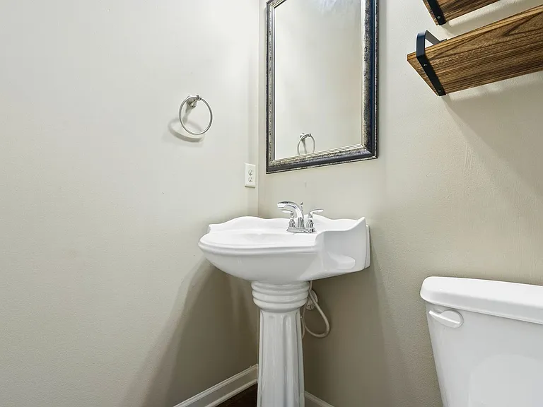 2904 Ashley Ln — Photo 22