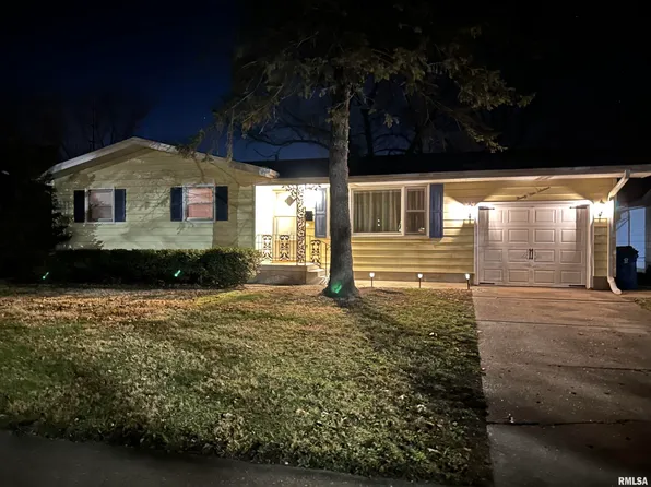 2116 Faringdon Rd, Springfield, IL 62702