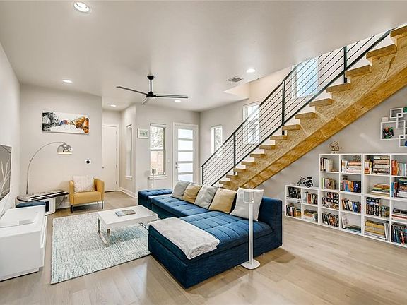 5th image of 4325 Banister Ln Unit B