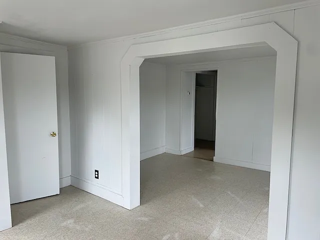 13 1/2 Cleveland St #6 — Photo 4