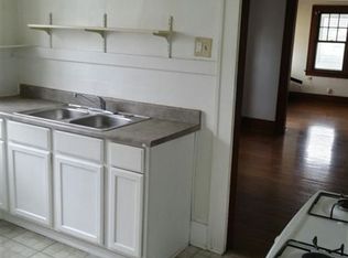 80 Maxwell Ave, Rochester, NY 14619