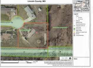 14 Monarch Ct, Winfield, MO 63389
