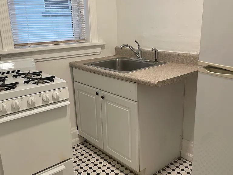 1260 N Pennsylvania St #22 — Photo 36