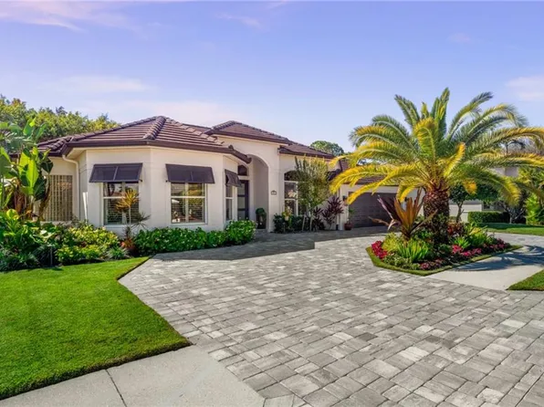 985 Spanish Moss TRL, NAPLES, FL 34108