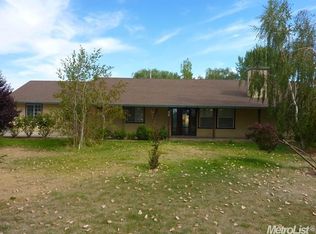 16852 Vets Rd, Lockeford, CA 95237