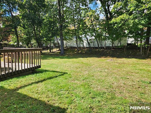 3rd image of 347 Verona Way