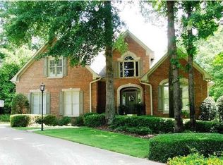 501 Old Saulter Cir, Homewood, AL 35209