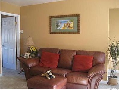 4th image of 3 Crescent Dr APT 12