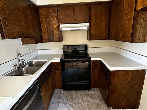 4th image of 3422 Maricopa St APT 226