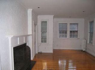 84 Phillips St #3, Boston, MA 02114