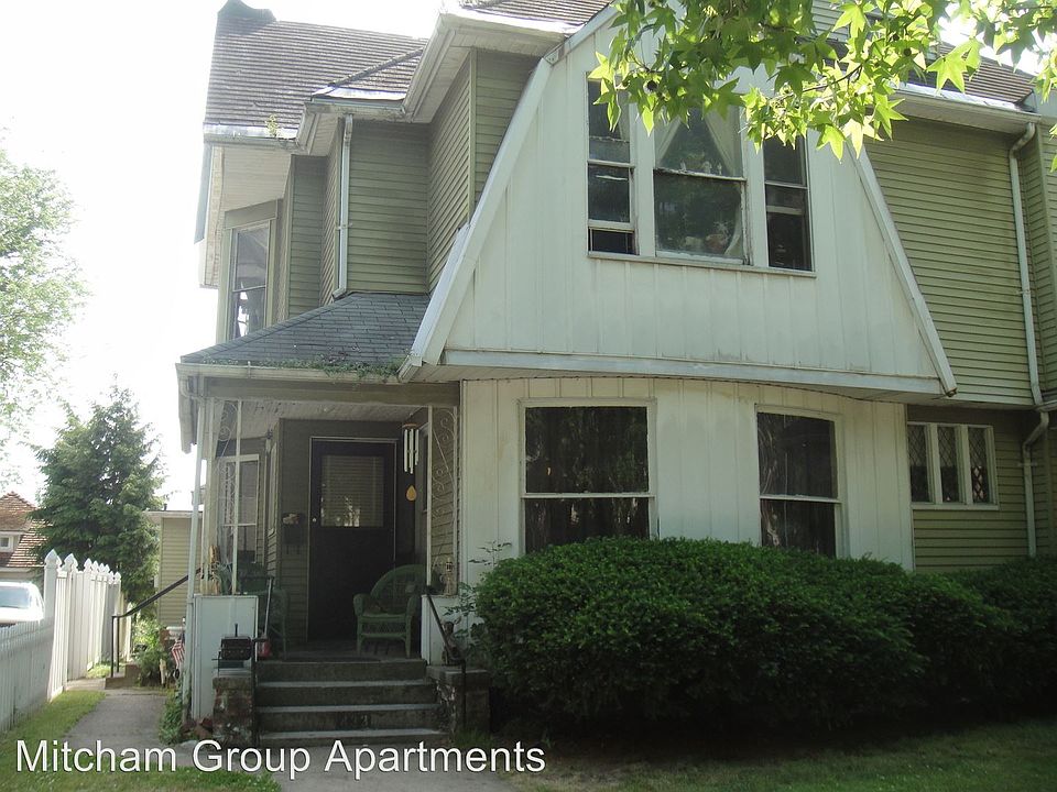 1st image of 433 1/2 4th St