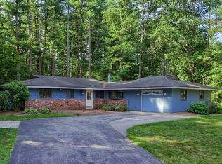 4 Samuel Rd, Chelmsford, MA 01824