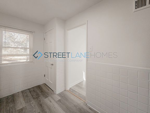 5th image of 9162 Newby St