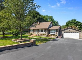 3N736 Kenwood Ave, West Chicago, IL