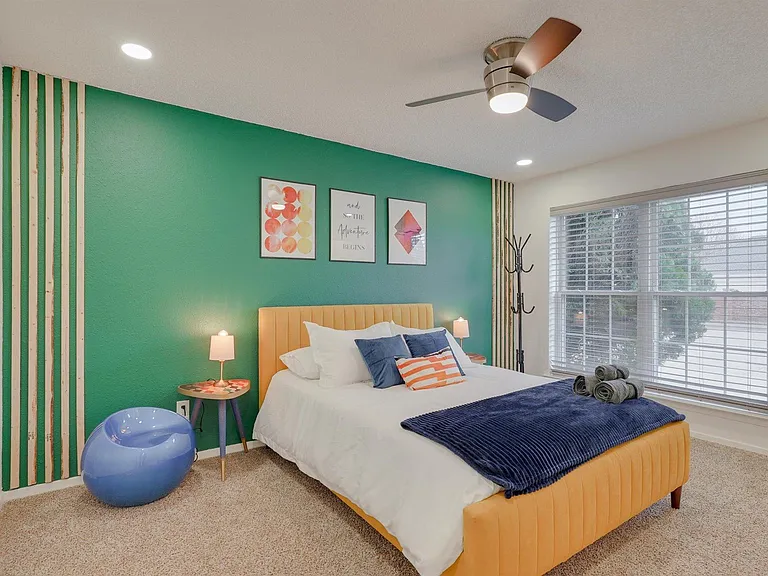 6048 Holiday Ln — Photo 27