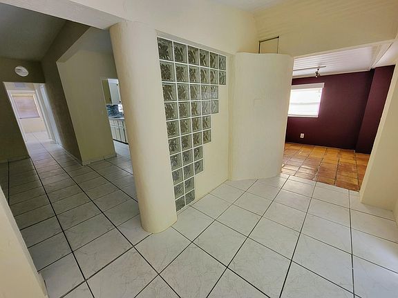 4th image of 2074 NE East 174th St