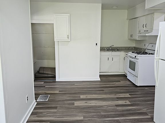 4th image of 563 Amity Ave #2