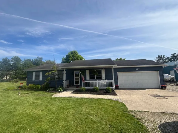4064 Newport Rd, Fort Loramie, OH 45845