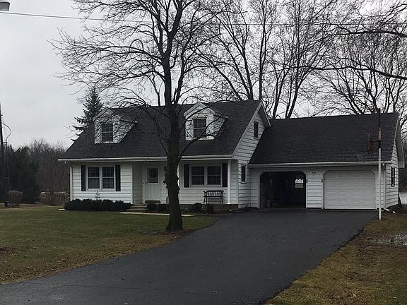 5th image of 101 Walker Ct