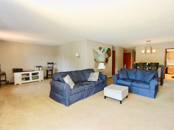 4th image of 1423 Willowood Way