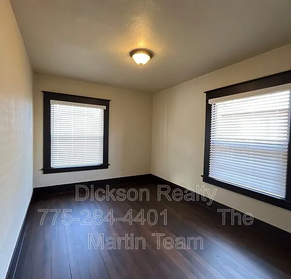 1561 G St — Photo 5