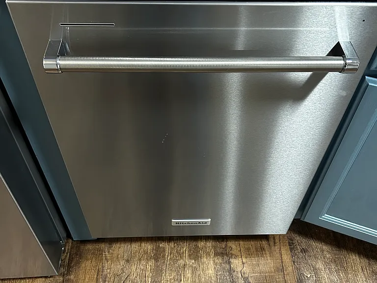 Kitchen Aid Dishwasher - Super Quiet - barely know it is running.