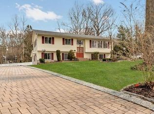 11 Lauren Rd, Palisades, NY 10964