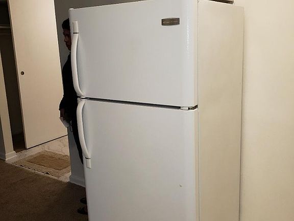 2nd image of 16420 Highland Ave APT 7W