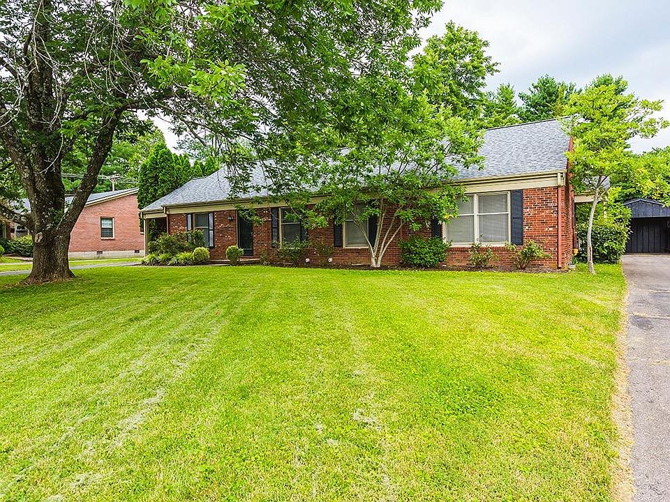 1st image of 217 Fontaine Cir #219
