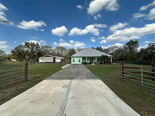 13810 Walden Sheffield Rd Photo 1