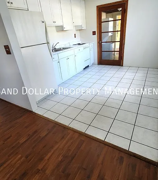 622 E Rich Ave — Photo 4