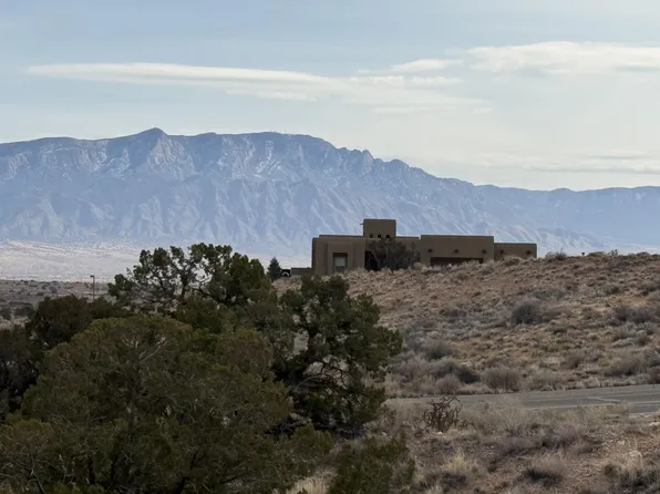 2309 Desert Marigold Rd NE, Rio Rancho, NM 87144