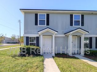8401 McGirts Village Ln, Jacksonville, FL 32210